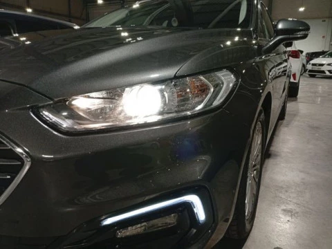 Ford Mondeo 2.0 TDCi 110kW Titanium PowShift SB