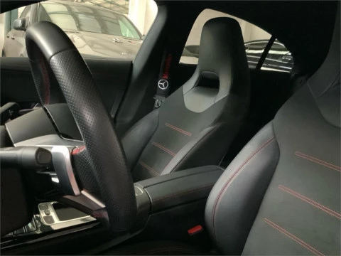 Mercedes-Benz CLA 200 D DCT