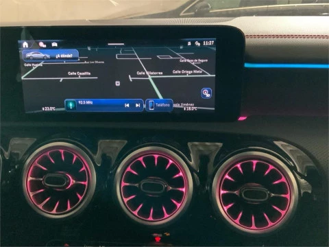 Mercedes-Benz CLA 200 D DCT