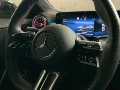 Mercedes-Benz CLA 200 D DCT