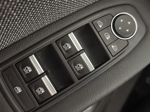 Renault Captur  Gasolina/gas  TCe Techno 74kW GLP