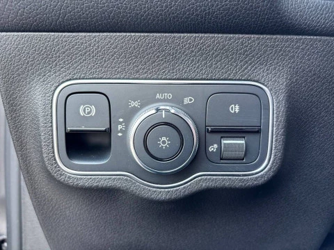 Mercedes-Benz GLB 2.0 GLB 220 D 4MATIC DCT 140KW (190CV)