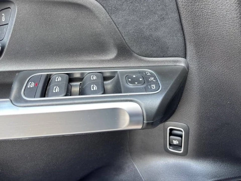 Mercedes-Benz GLB 2.0 GLB 220 D 4MATIC DCT 140KW (190CV)