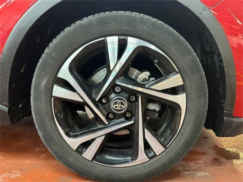 Toyota C-HR C-HR 125H Advance