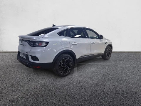 Renault Arkana Esprit Alpine full hybrid E-Tech 105kW