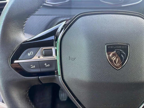 Peugeot 208 PureTech 100 Active 75 kW (100 CV)