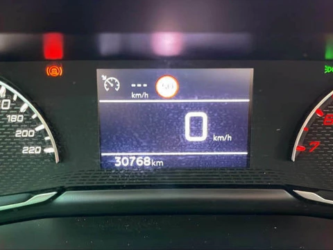 Peugeot 208 PureTech 100 Active 75 kW (100 CV)