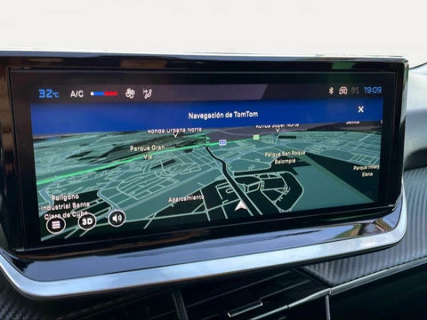 Peugeot 208 PureTech 100 Active 75 kW (100 CV)