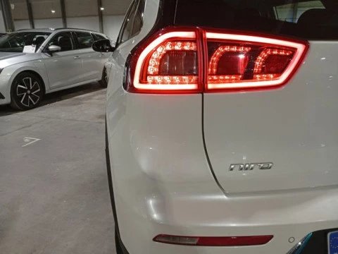 Kia Niro 1.6 GDi Híbrido Enchufable 104kW Drive