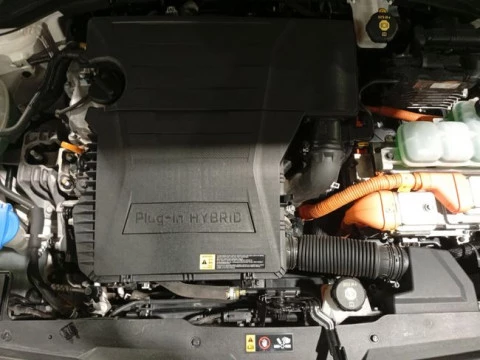 Kia Niro 1.6 GDi Híbrido Enchufable 104kW Drive