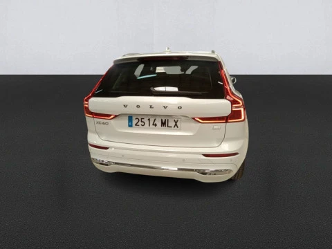 Volvo XC60 2.0 T6 AWD Recharge Core Auto