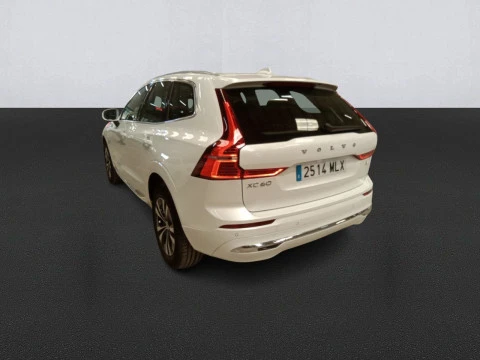 Volvo XC60 2.0 T6 AWD Recharge Core Auto
