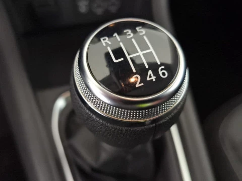 Renault Captur   TCe Intens 74kW