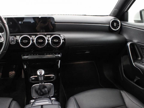 Mercedes-Benz Clase A 1.3 A 180 136 4P
