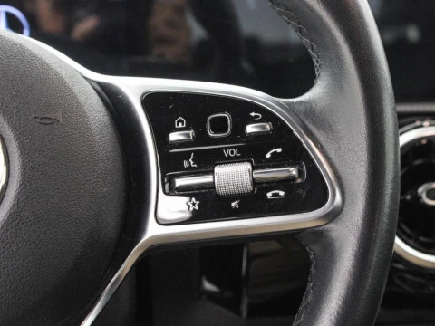 Mercedes-Benz Clase A 1.3 A 180 136 4P