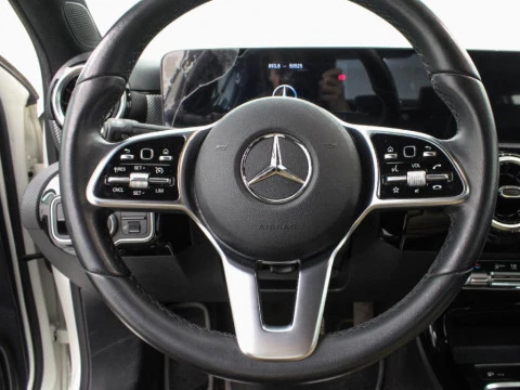 Mercedes-Benz Clase A 1.3 A 180 136 4P