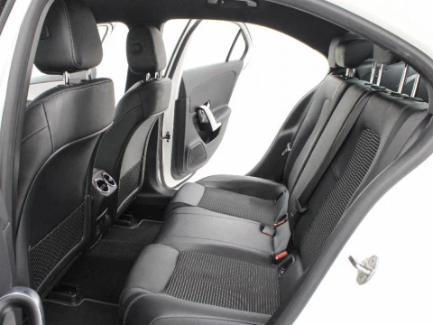 Mercedes-Benz Clase A 1.3 A 180 136 4P