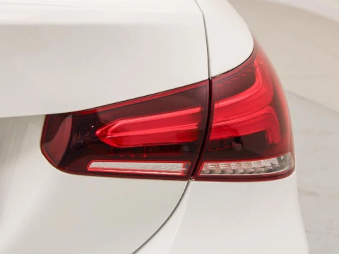 Mercedes-Benz Clase A 1.3 A 180 136 4P