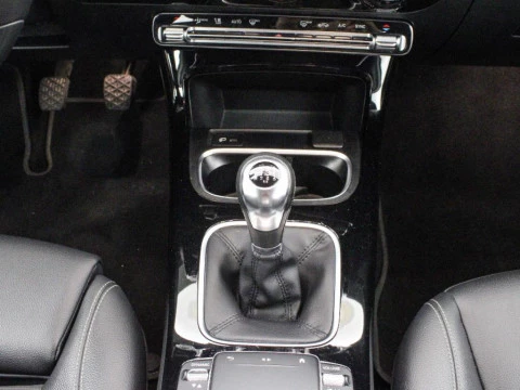 Mercedes-Benz Clase A 1.3 A 180 136 4P