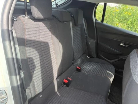 Peugeot 208 BlueHDi 73kW (100CV) Active