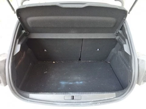Peugeot 208 BlueHDi 73kW (100CV) Active