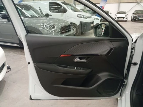 Peugeot 208 BlueHDi 73kW (100CV) Active
