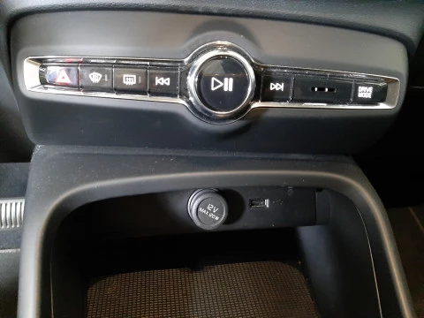 Volvo XC40 T4 Plug-in Hybrid Bright Essential hibrido enchufable