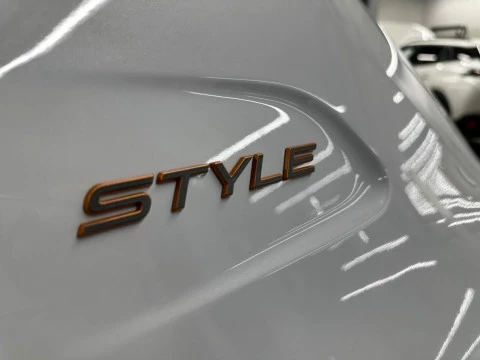 Peugeot 208 Style Gasolina 100 S&S 6 Vel MAN