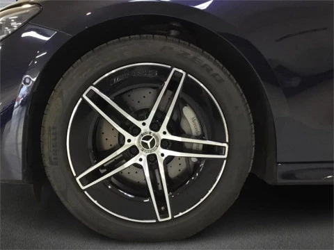 Mercedes-Benz Clase E 300 e con tecnología hibrida EQ