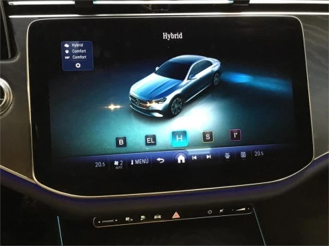 Mercedes-Benz Clase E 300 e con tecnología hibrida EQ