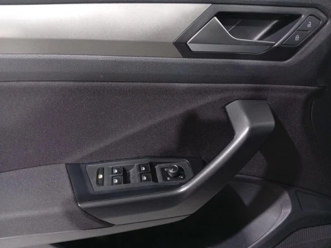 Volkswagen T-Roc Advance R-Line 1.0 TSI 81 kW (110 CV)