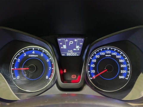 Hyundai ix20 1.6 MPI Tecno Auto 93 kW (126 CV)