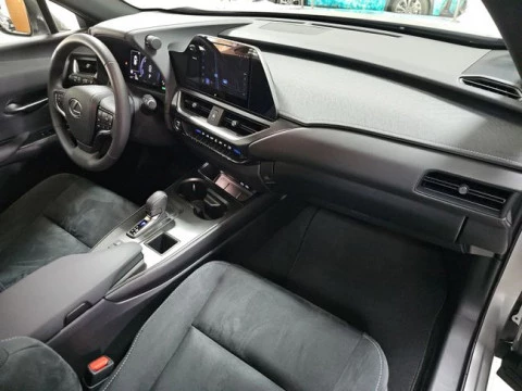 Lexus UX 2.0 300h UX Plus