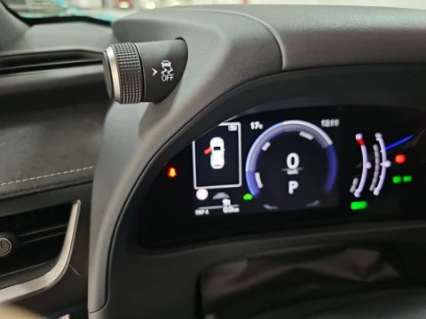 Lexus UX 2.0 300h UX Plus