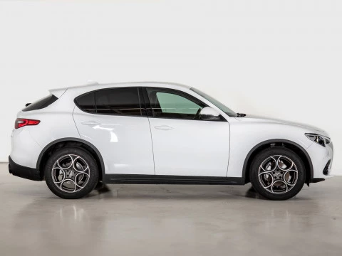Alfa Romeo Stelvio 2.2 Diesel 140kW (190cv) SPRINT AWD