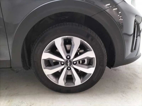 Kia Stonic 1.0 MHEV Drive MY22 100 CV