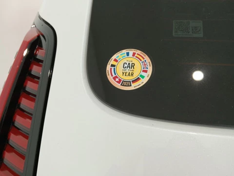 Renault 5 E-Tech   electrico   Techno autonomia confort 110 kW