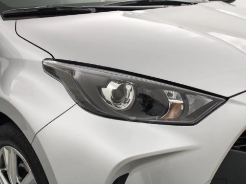 Toyota Yaris 1.5 VVT-I HEV ACTIVE PLUS 116 5P