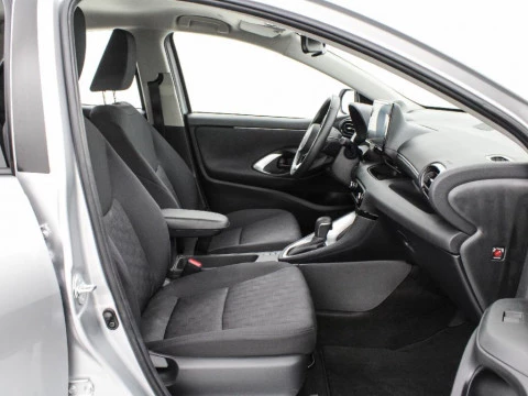 Toyota Yaris 1.5 VVT-I HEV ACTIVE PLUS 116 5P