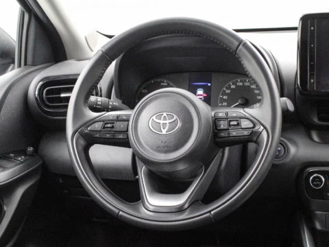 Toyota Yaris 1.5 VVT-I HEV ACTIVE PLUS 116 5P