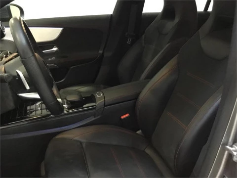 Mercedes-Benz CLA 200 D DCT Shooting Brake