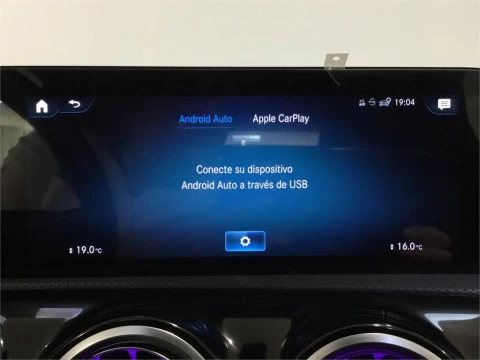 Mercedes-Benz CLA 200 D DCT Shooting Brake