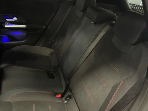 Mercedes-Benz GLA 200 D