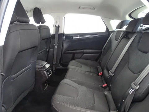 Ford Mondeo 2.0 TDCi 110kW (150CV) Titanium 235