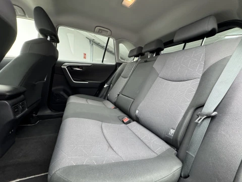 Toyota Rav4 2.5l 220H Advance