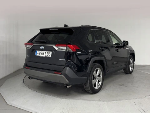 Toyota Rav4 2.5l 220H Advance
