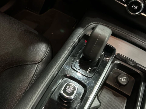 Volvo XC90 2.0 B5 D MOMENTUM PRO AWD AUTO 235 5P 7 Plazas
