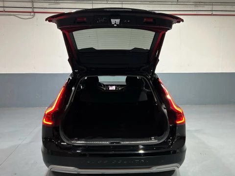 Volvo V90 Cross Country 2.0 B4 D CORE 4WD AUTO 197 5P