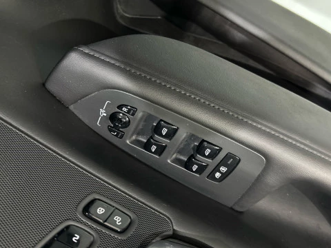 Volvo V90 Cross Country 2.0 B4 D CORE 4WD AUTO 197 5P