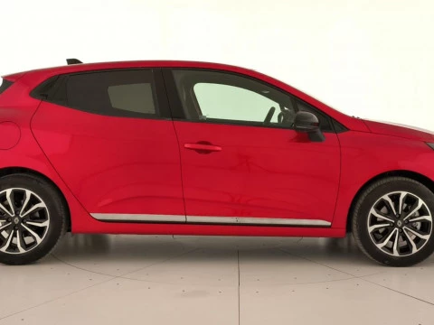 Renault Clio E-TECH FULL HYBRID TECHNO 105KW 5P
